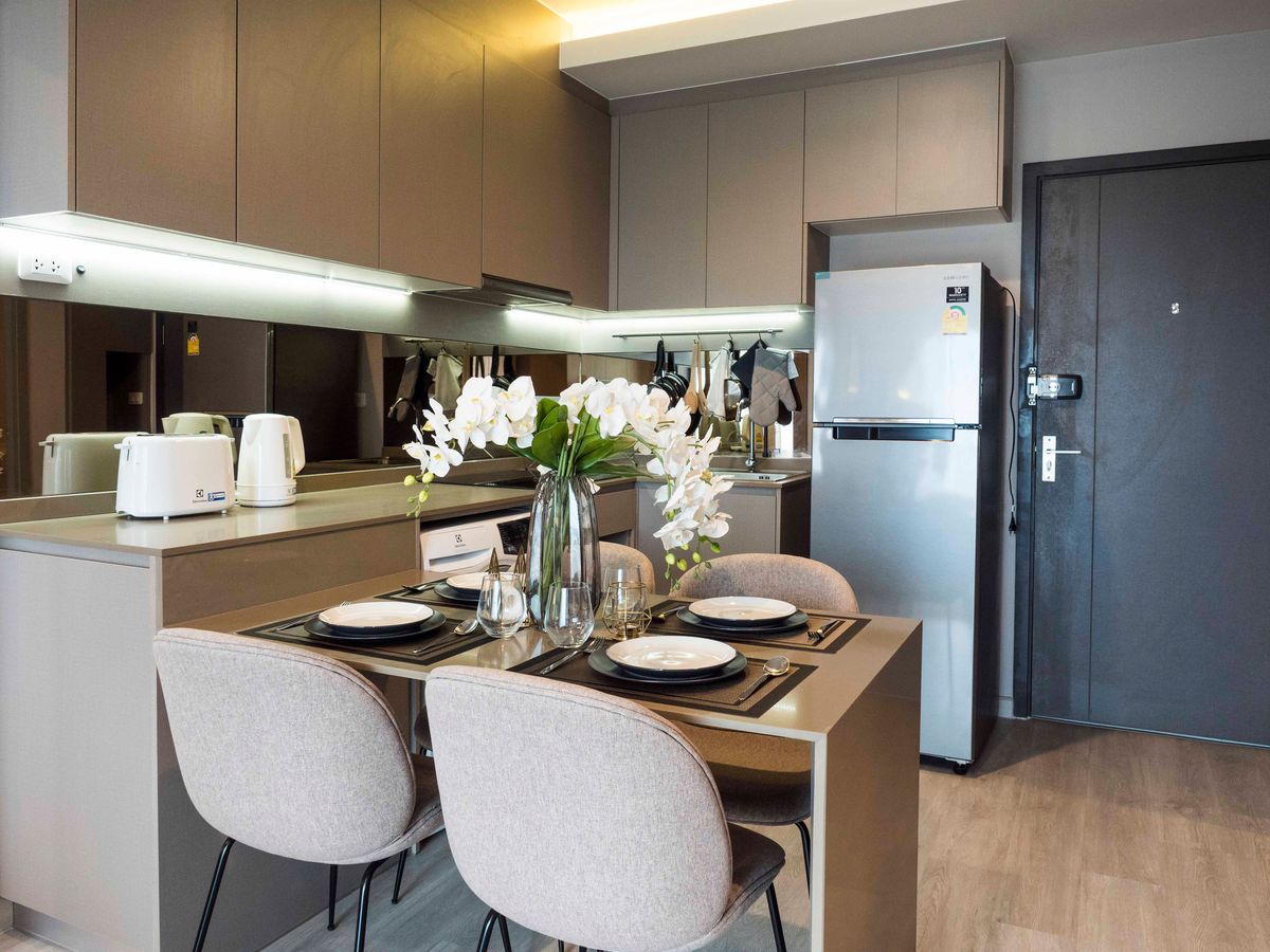 P003858🌟Exclusive Top-Floor Luxury! Stylish 2-Bedroom Condo Near BTS Bangchak 🌟 High-rise panoramic views, maximum privacy, and fully furnished – Ready to move in! – รูปที่ 4