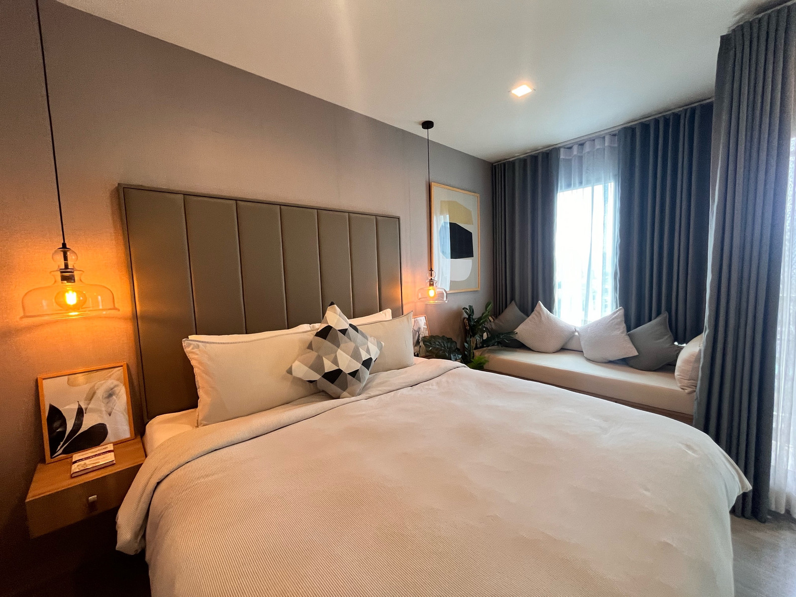 New room Best deal studio 13000 New room Best deal studio 13000