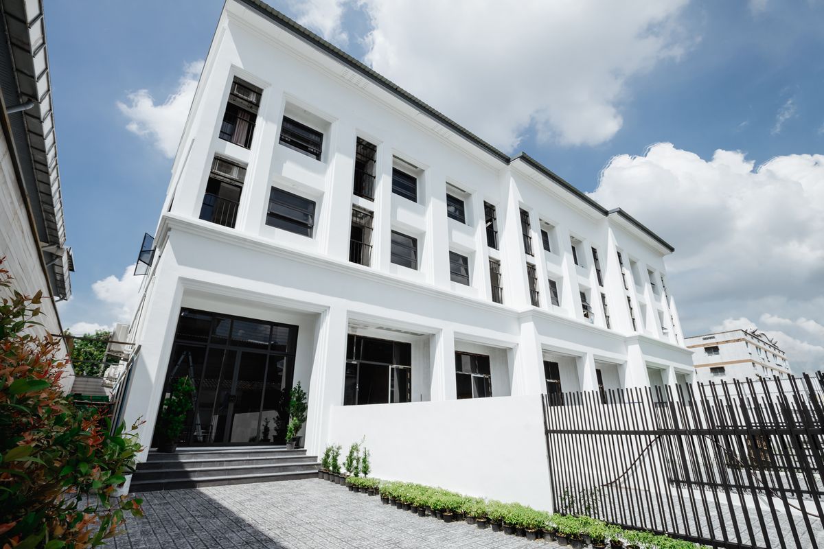 Luxurious 3.5-Storey Townhouse Bangkok for Sale in Pandao Place at Krungthep Kreetha 19 Luxurious 3.5-Storey Townhouse Bangkok for Sale in Pandao Place at Krungthep Kreetha 19
