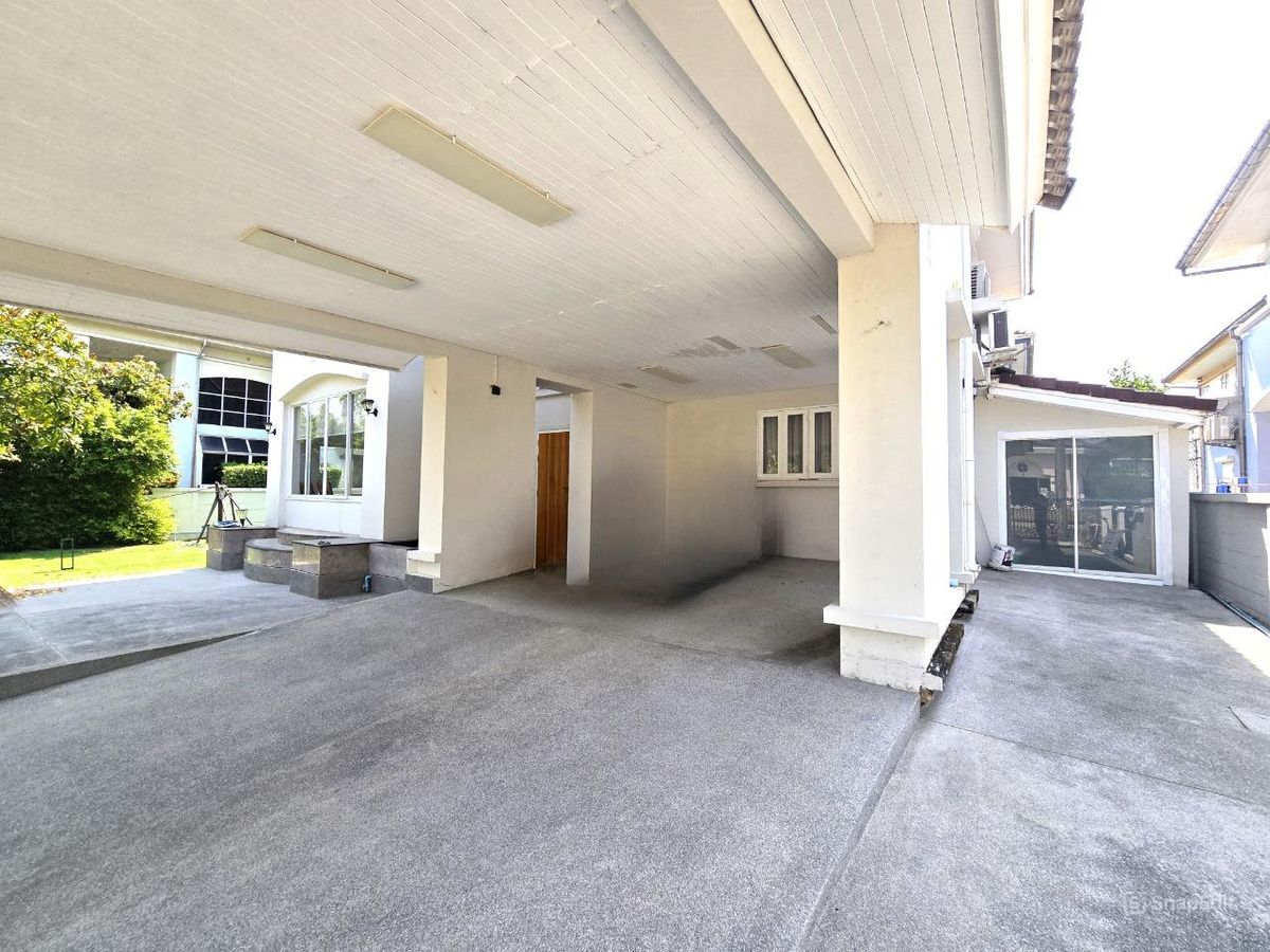 บ้านเดี่ยว แต่งหรู หมู่บ้าน ลัดดารมย์ ปิ่นเกล้า-กาญจนาภิเษก รีโนเวท ทาสีใหม่ทั้งหลัง ตัวบ้านตั้งอยู่หน้าสโมสร เหมือนมีสระว่ายน้ำอยู่หน้าบ้าน เพียงเดินไม่กี่ก้าว – รูปที่ 3