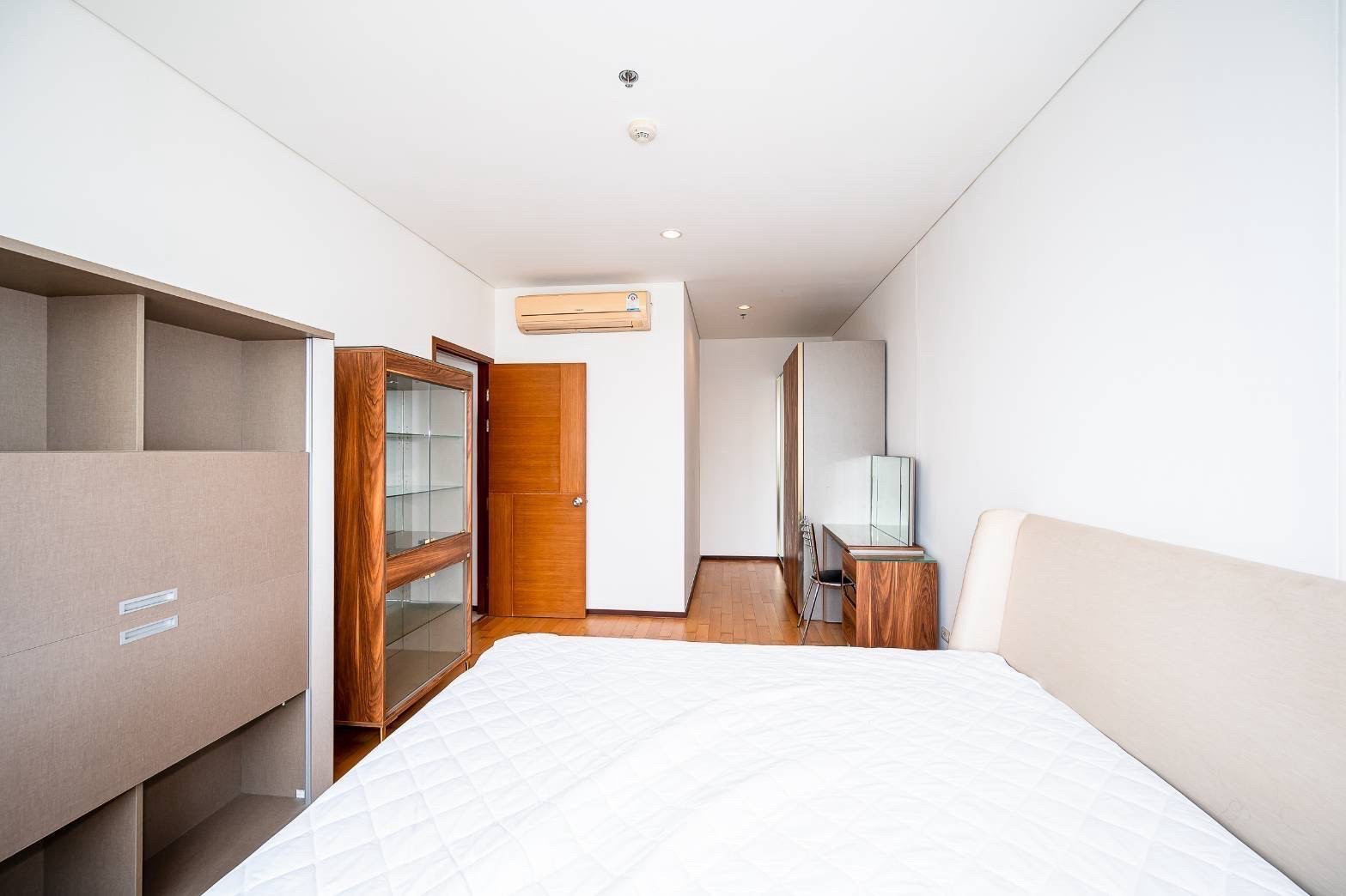 Villa Sathorn (วิลล่า สาทร) (1bed1bath 55sqm) 