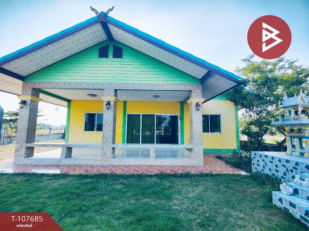 Single house for sale, area 1, road work, Nakhon Pathom Single house for sale, area 1, road work, Nakhon Pathom