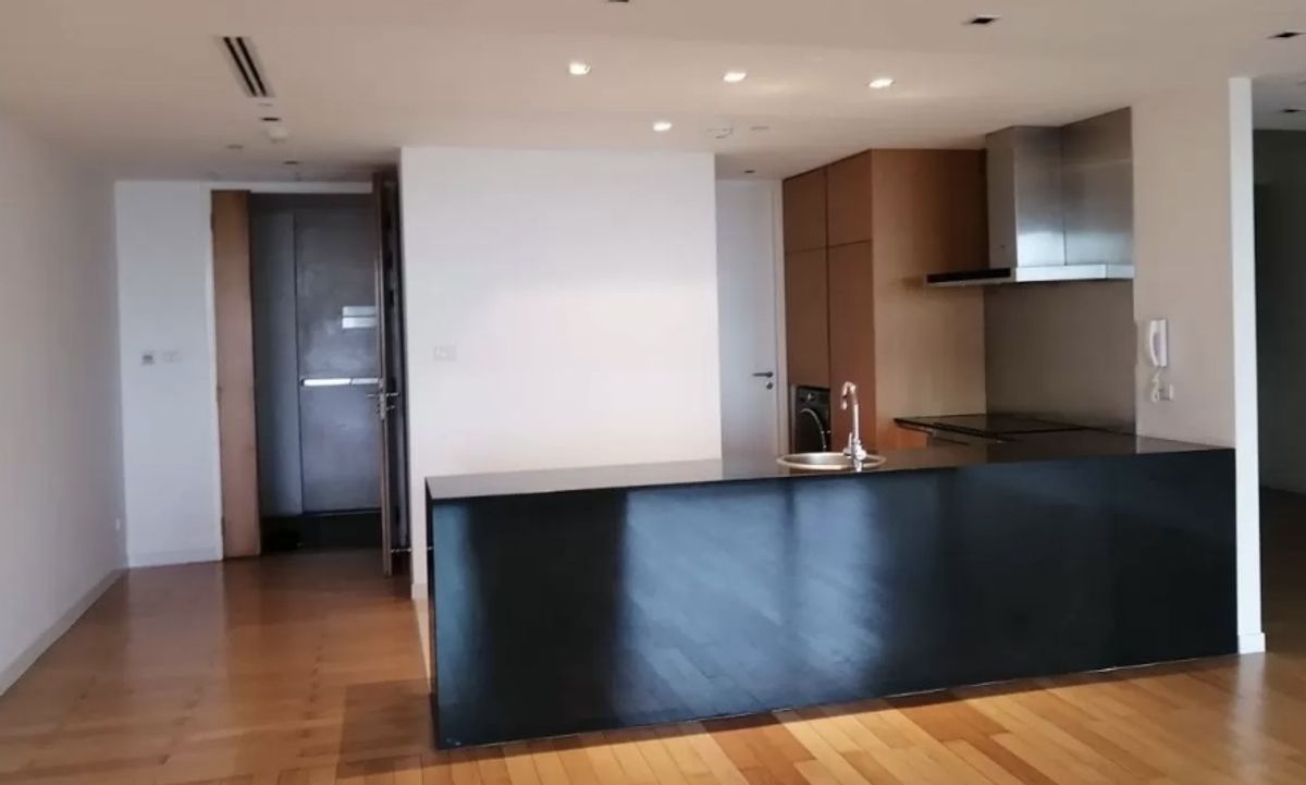 Best Price !! The Pano Rama3 Size 134 SQM Price 18,900,000 BAHT only Best Price !! The Pano Rama3 Size 134 SQM Price 18,900,000 BAHT only