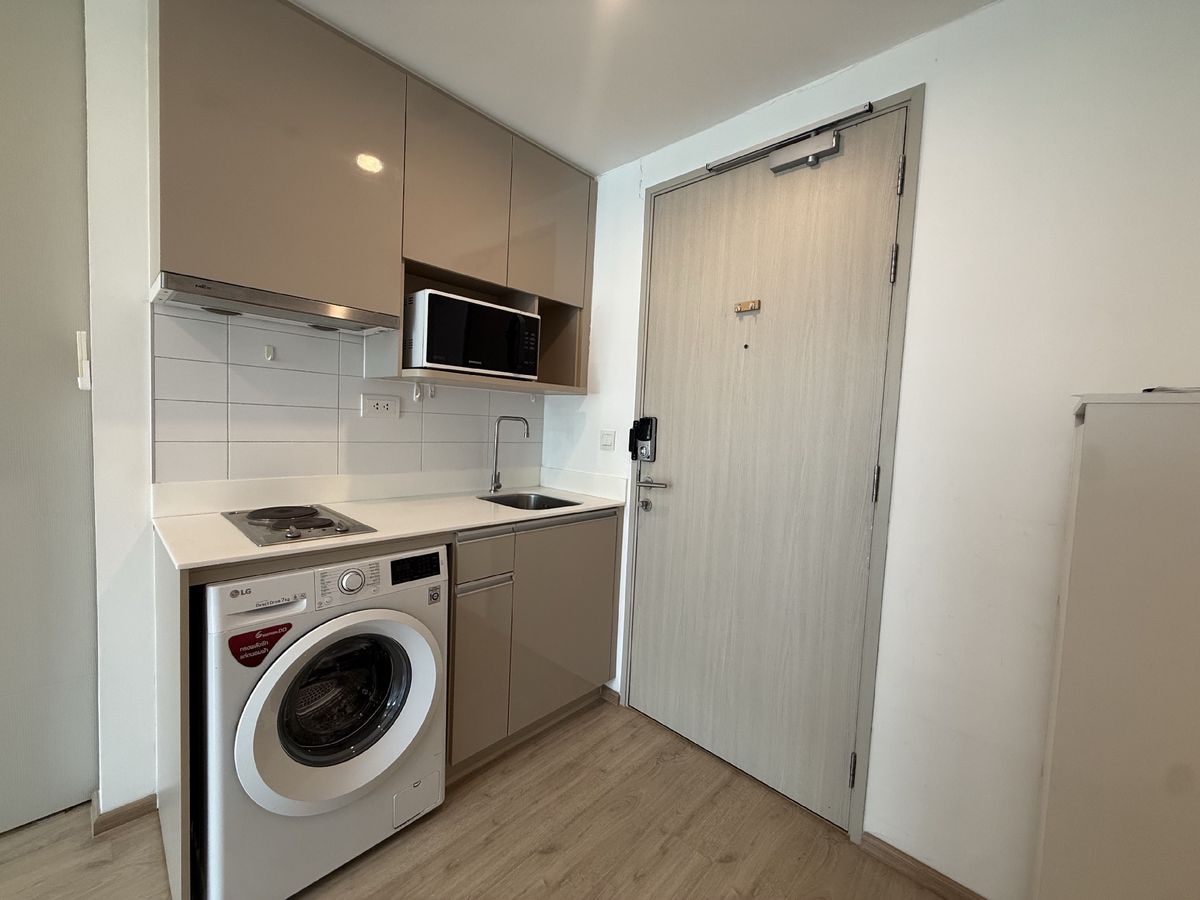 For Rent!! Ideo Q Chula - SamyanRent Price!! 24,000฿ per month❤️‍🔥1 Bedroom 1 Bathroom size 33 sq.m. Contract Aomam (agent) Tel./Line id : 0955871692 WhatsApp : +66 95 587 1692 – รูปที่ 2