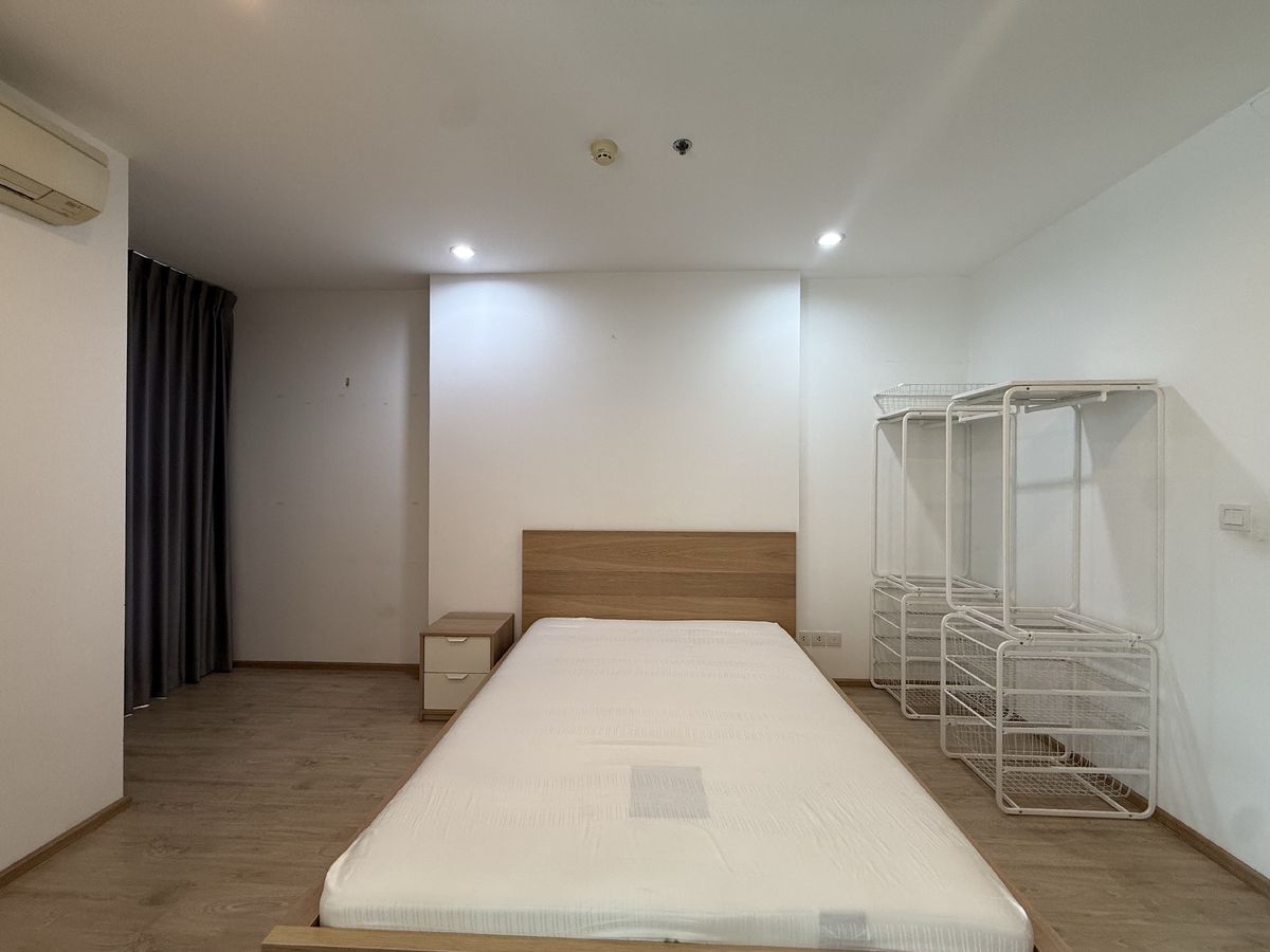 For Rent!! Ideo Q Chula - SamyanRent Price!! 24,000฿ per month❤️‍🔥1 Bedroom 1 Bathroom size 33 sq.m. Contract Aomam (agent) Tel./Line id : 0955871692 WhatsApp : +66 95 587 1692 – รูปที่ 3