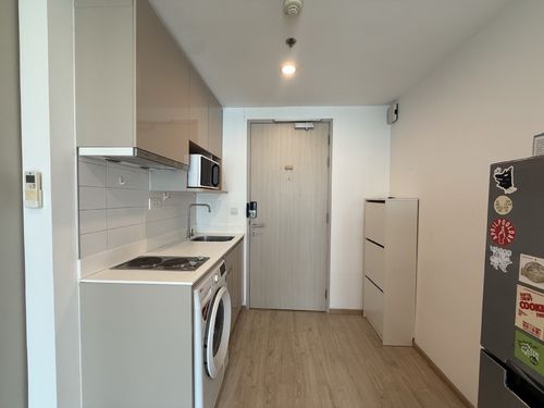 For Rent !! Ideo Q Chula - Samyanrent Price !! 22,000 ฿ Per Month❤️‍🔥1 Bedroom 1 Bathroom Size 33.5 SQ.M. Contract Aomam (Agent) Tel./line ID: 0955871692 WhatsApp: +66 95 587 1692