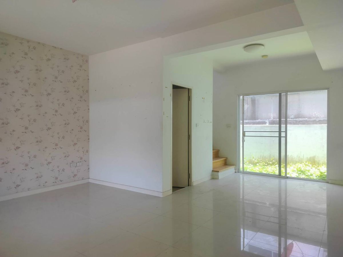 Release for sale in Pracha Uthit 90 – รูปที่ 3