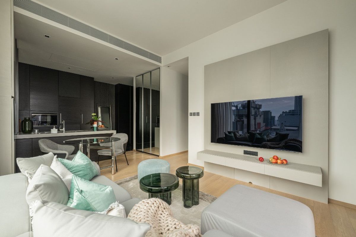 ⭐️(T0066) For Sale 🏢28 Chidlom Price 23,900,000 Baht ⭐️(T0066) For Sale 🏢28 Chidlom Price 23,900,000 Baht