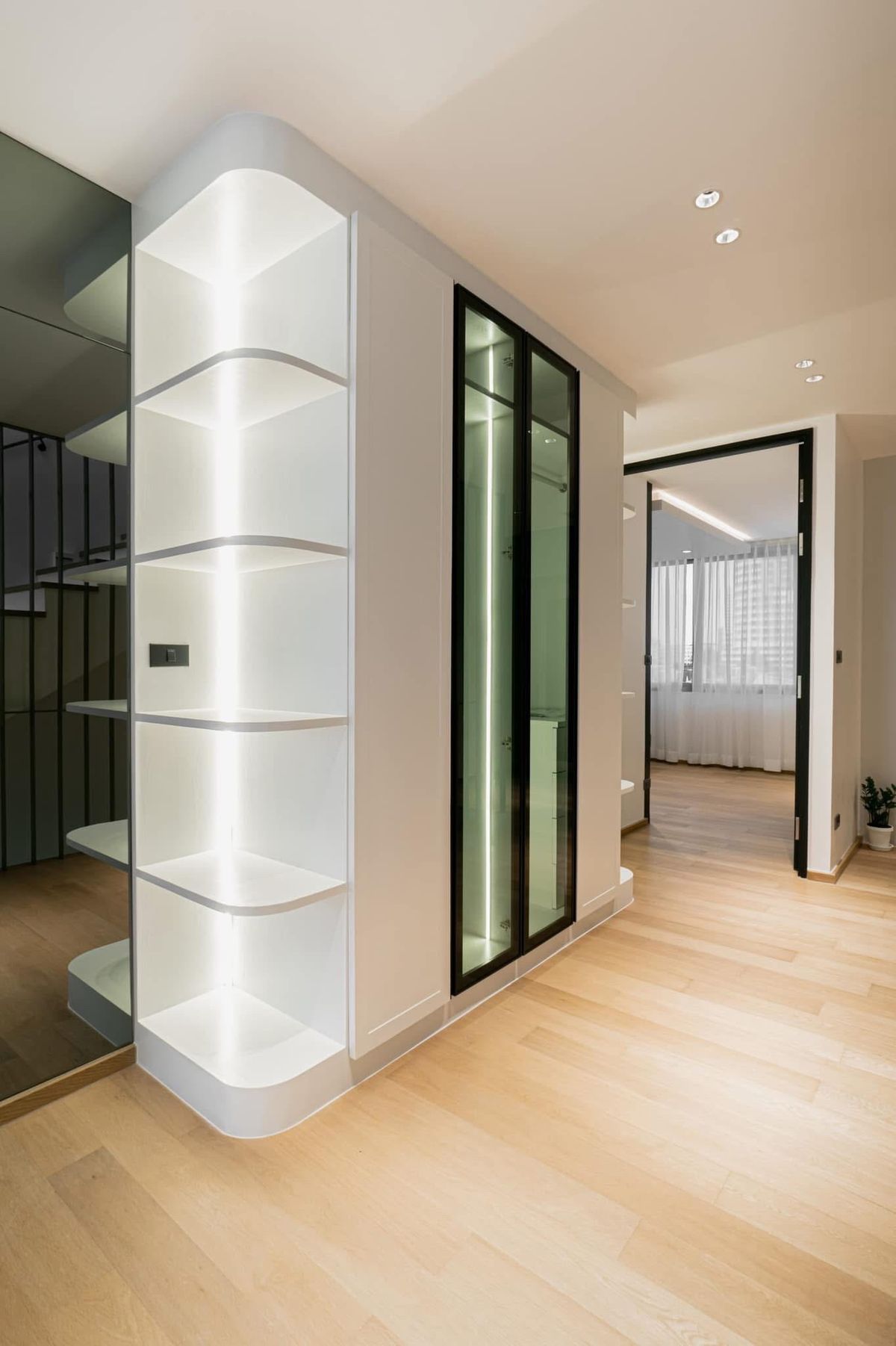 ● Ready to Move in ● ทาวน์โฮม 4 ชั้น 3 ห้องนอน | 36.00 ตร.ว. 400.00 ตร.ม. | ใกล้ MRT ลาดพร้าว 6 นาที, เซ็นทรัล ลาดพร้าว 11 นาที – รูปที่ 3