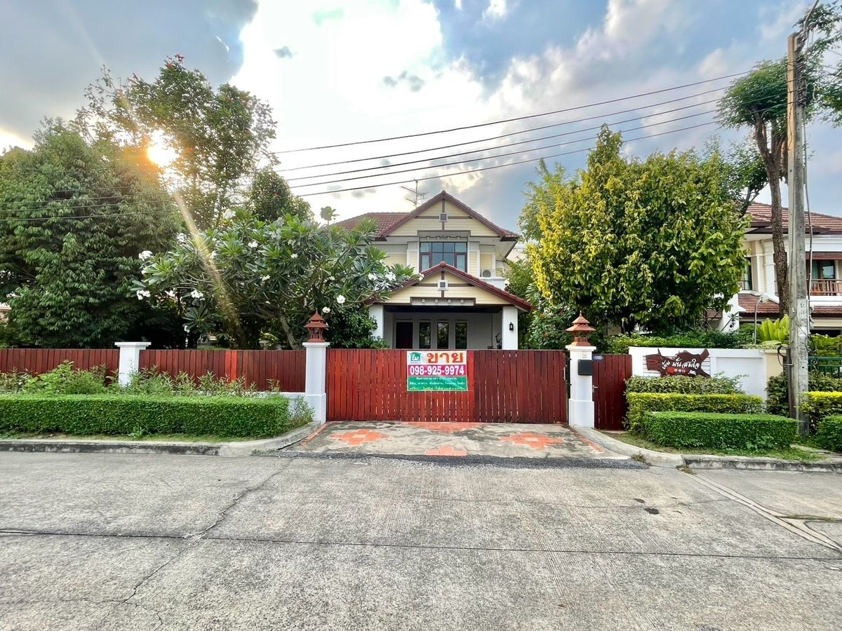 *HOT*ขายบ้านเดี่ยว หมู่บ้านวิภาวรรณ ถ.เลี่ยงเมืองนนท์ สนามบินน้ำ 4นอน3น้ำ 101ตรว. ติดถนนเมนหลักหมู่บ้าน พื้นที่ใช้สอยเยอะมากๆๆ !!!!