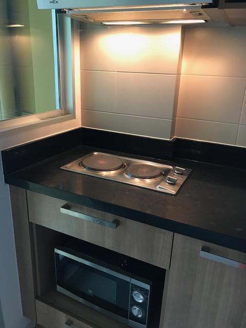 SUPER NICE LOW RISE CONDO at BEST PRICE ห้องสวย  HIVE Sukhumvit 65 ขายห้องมุมสวย 40 ตรม ขาย 3.7 ล้าน รวมค่านายหน้าแล้ว – รูปที่ 4