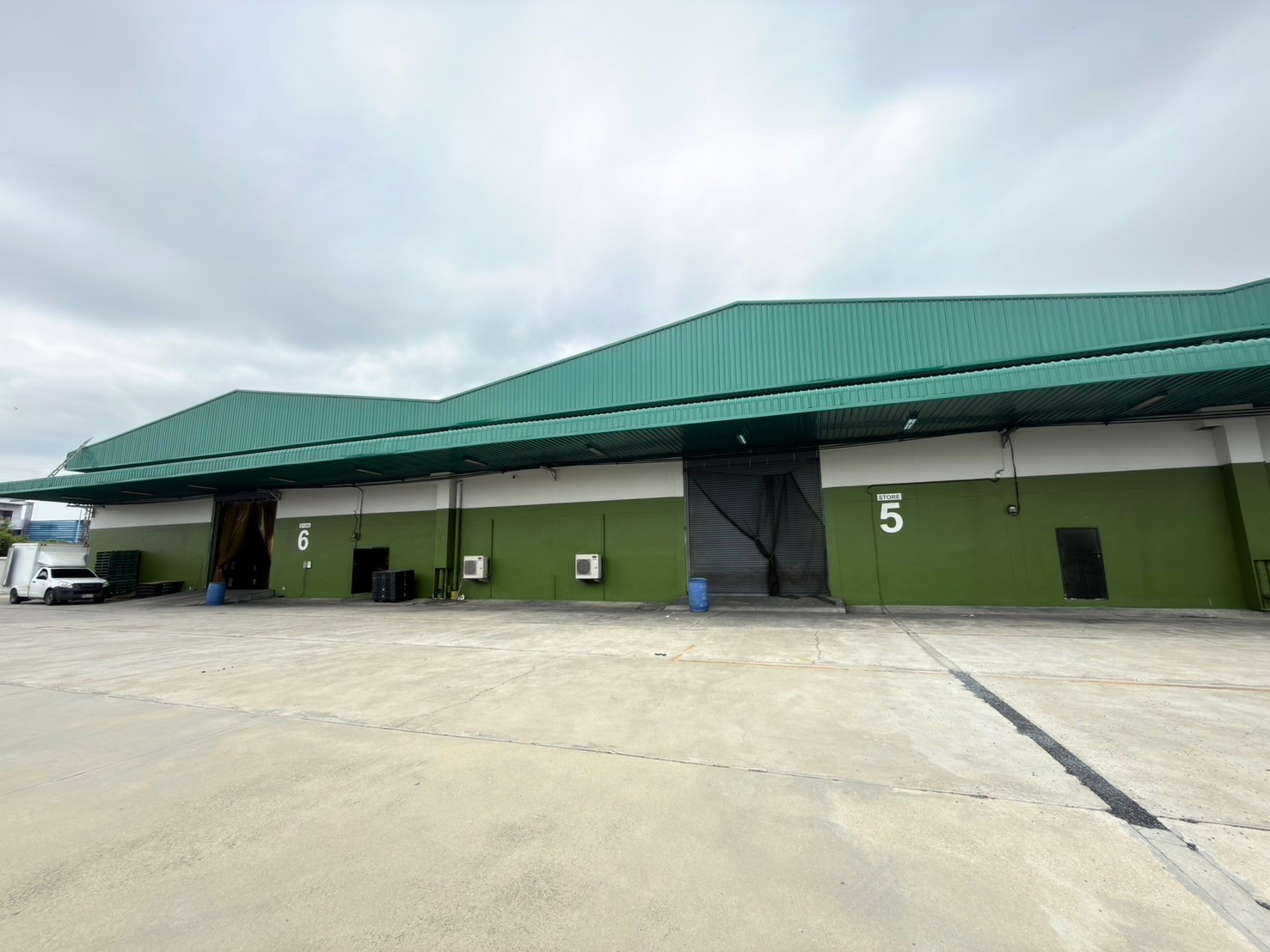 For sale/rent land with office and warehouse. – รูปที่ 4