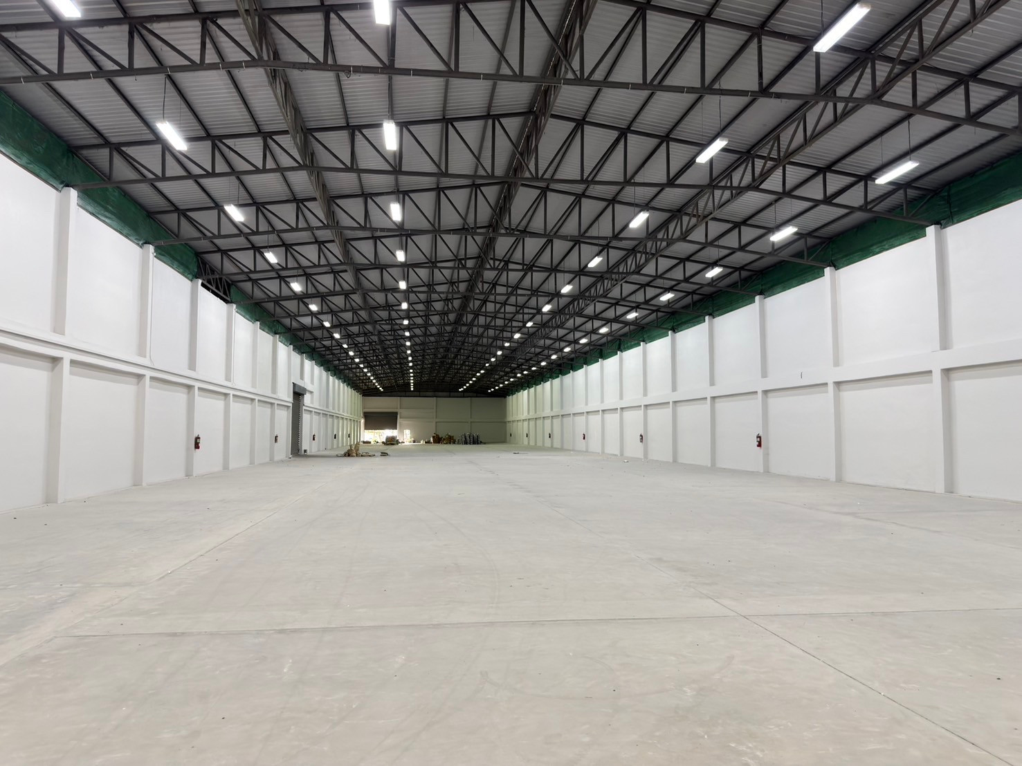 For sale/rent land with office and warehouse. – รูปที่ 3
