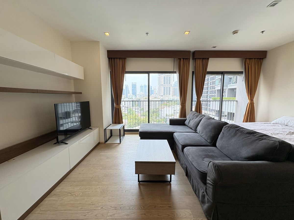 [ขายคอนโด] ✨ โนเบิล รีมิกซ์  ห้องสตูดิโอ 🛋️ ใกล้สถานีทองหล่อ!🚄