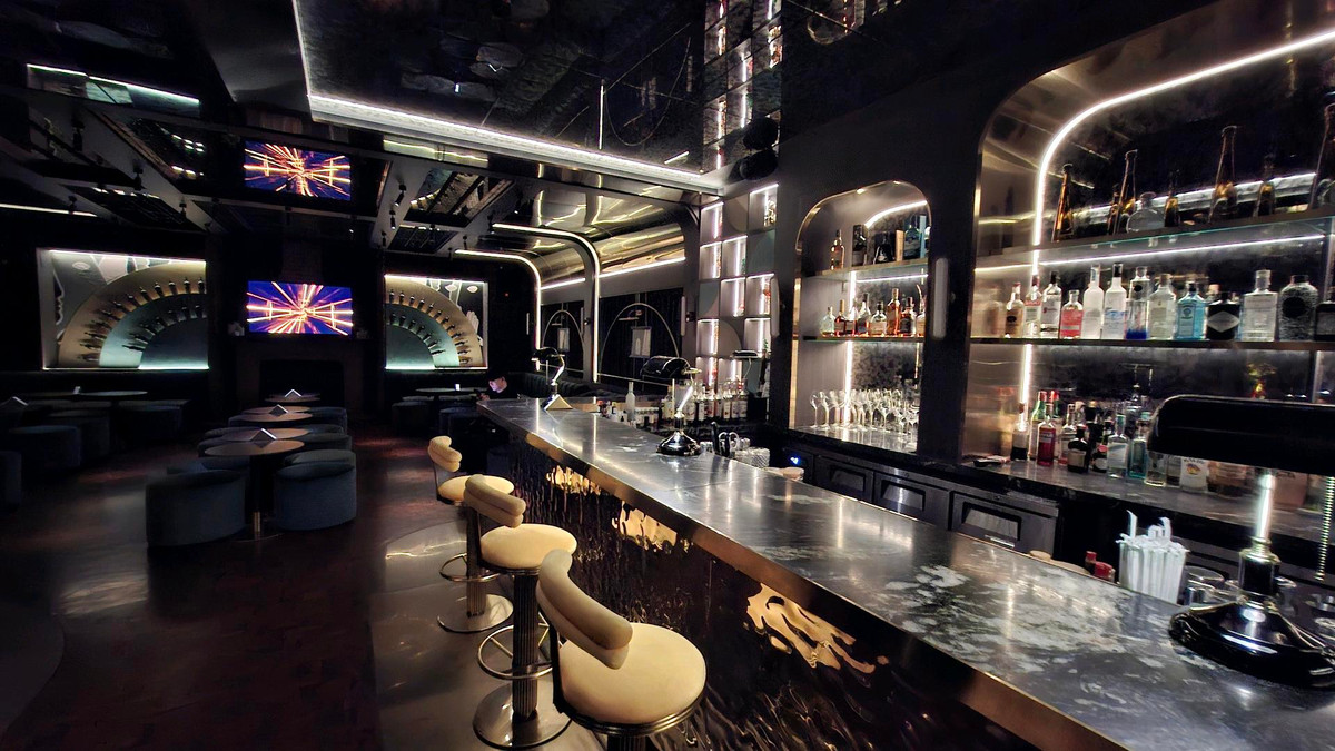 🔥 Bar/lounge for rent, ready to open in the heart of Sukhumvit 39 — complete equipment, one time investment, done. 🔥 Bar/lounge for rent, ready to open in the heart of Sukhumvit 39 — complete equipment, one time investment, done.