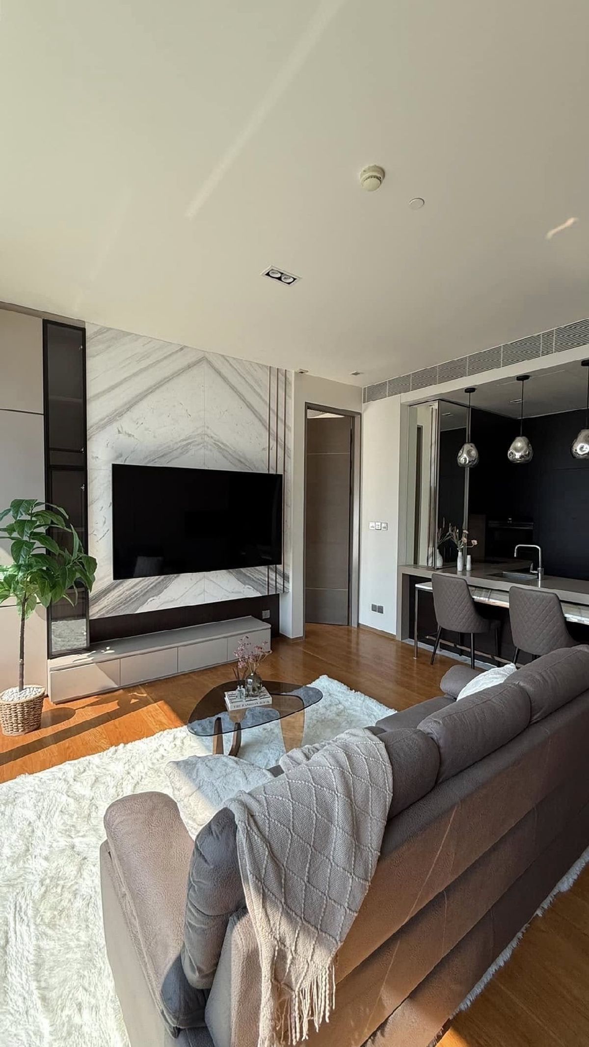 For Rent Saladaeng One (City View) For Rent Saladaeng One (City View)