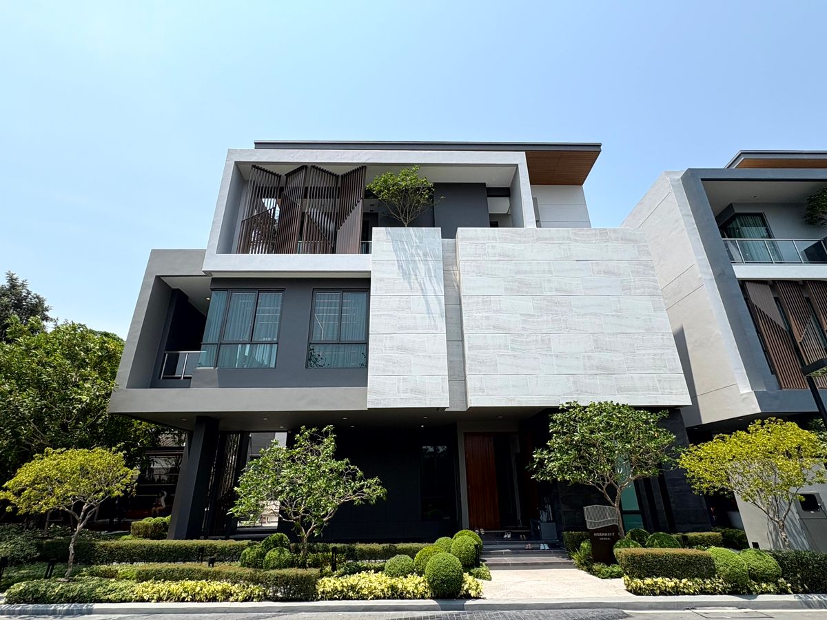 📣 Three layers of luxury villas On Sukhumvit Road from SC Asset