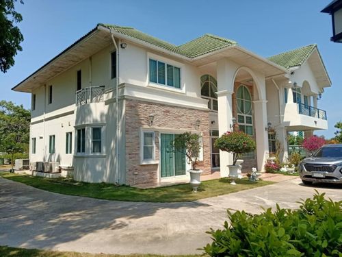 ขาย บ้านเดี่ยวหลังใหญ่ ถนนเพชรเกษม ชะอำ จ.เพชรบุรี ( ใกล้ทะเลเพียง 200 เมตร ) เนื้อที่ 2 ไร่ 3 งาน พื้นที่ใช้สอย 660 ตร.ม. 5 ห้องนอน 4 ห้องน้ำ