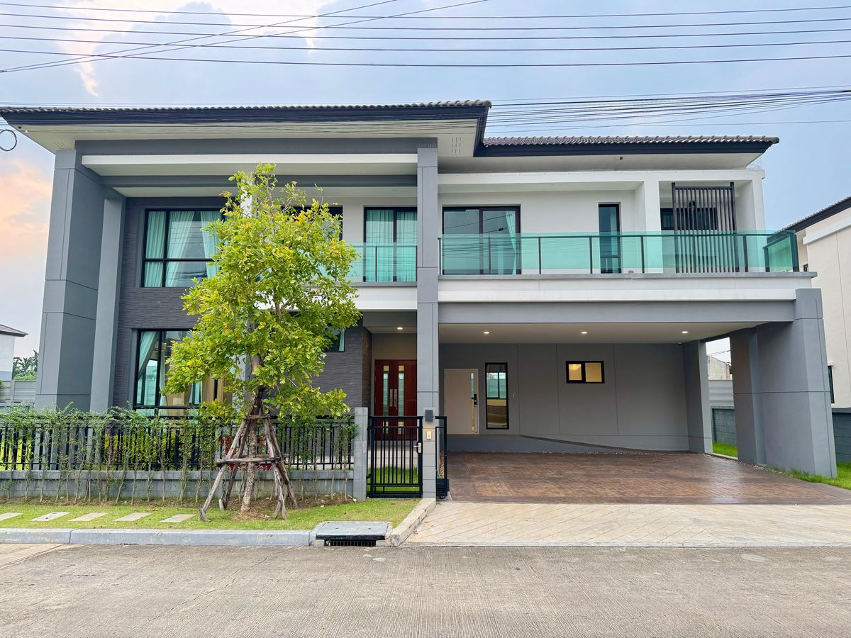 ขายบ้านหรูหลังใหญ่ 114 ตร.ว. 5 ห้องนอน 6 ห้องน้ำ พร้อมผู้เช่า ขายบ้านหรูหลังใหญ่ 114 ตร.ว. 5 ห้องนอน 6 ห้องน้ำ พร้อมผู้เช่า