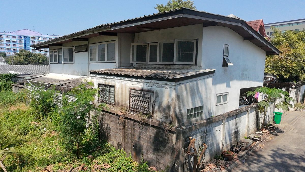 🏠 💎 Detached house for Sale, land area 100 sqw. Near BTS Udomsuk only 3 km 