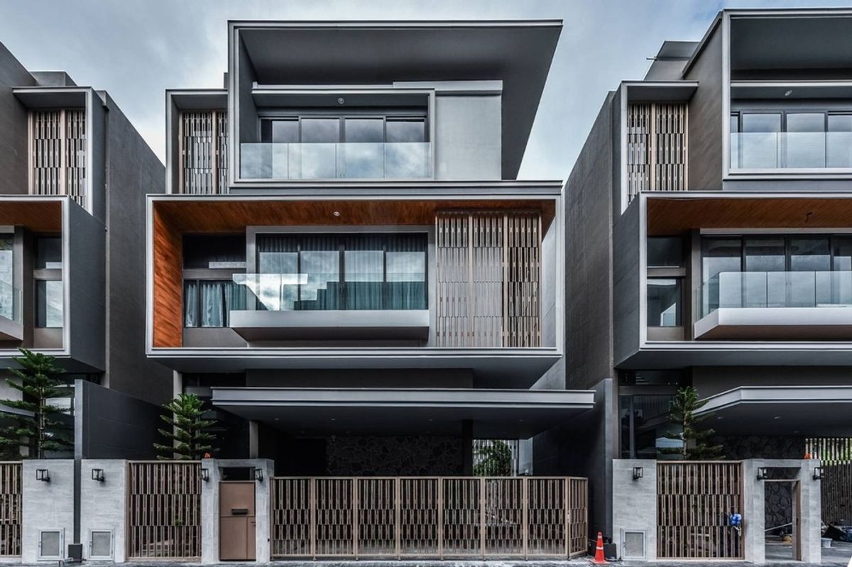 🔥For Sale - Rent 🔥Single house !! Code C20240201408.......The Privatier Ratchada 32, 4 bedroom, 6 bathroom, 3 floors, furnished, Luxury, ready to move in, Special Deal!!📣📣 🔥For Sale - Rent 🔥Single house !! Code C20240201408.......The Privatier Ratchada 32, 4 bedroom, 6 bathroom, 3 floors, furnished, Luxury, ready to move in, Special Deal!!📣📣