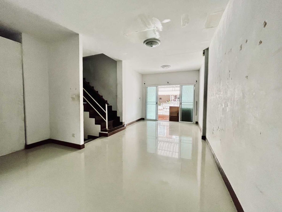 Cheap/rental townhouse for rent, Phanano Villa 18 sq.w. – รูปที่ 2