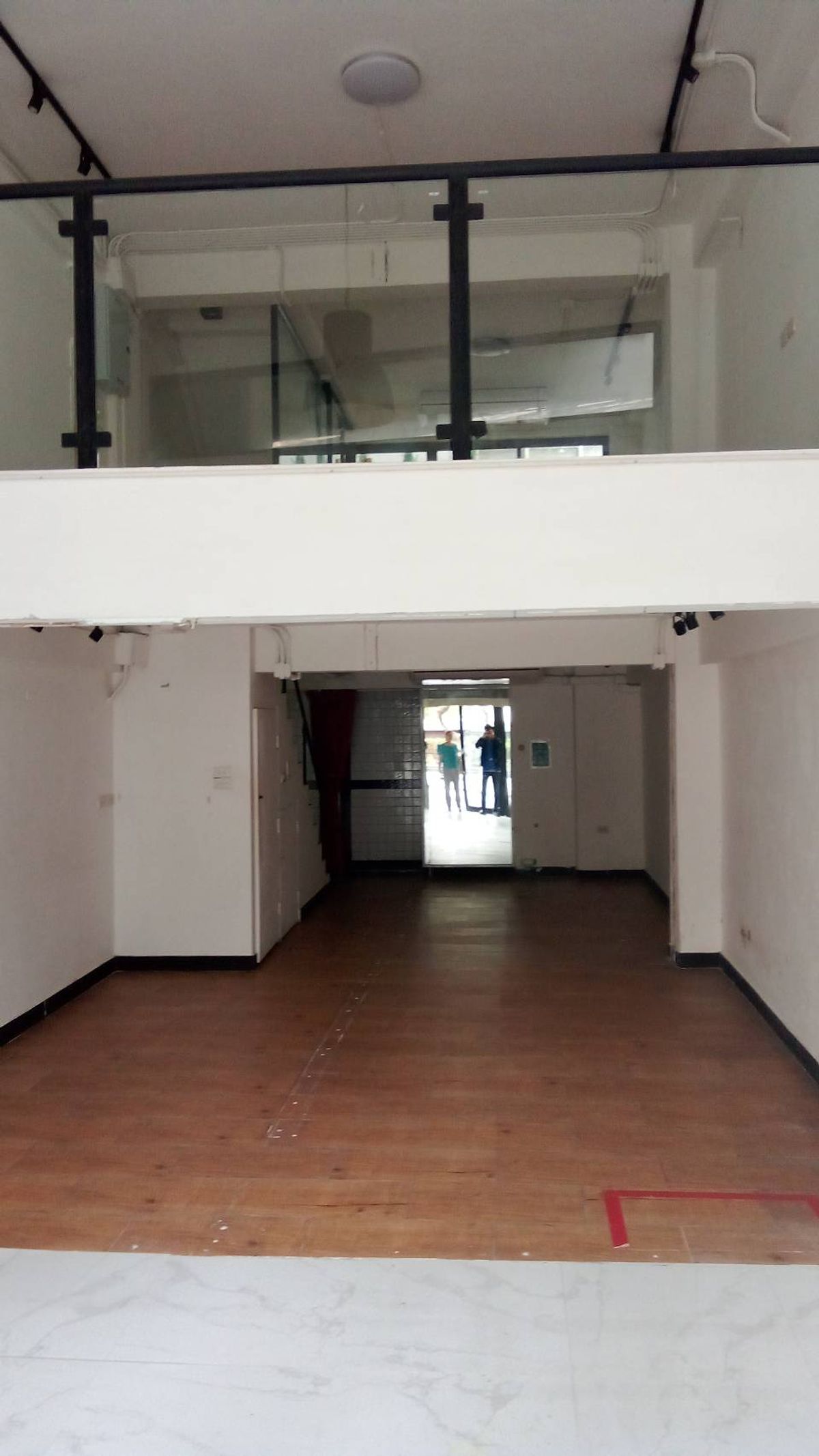 Building 5 Floors with Rooftop 306 sqm Sathorn Rama 4 For Rent
