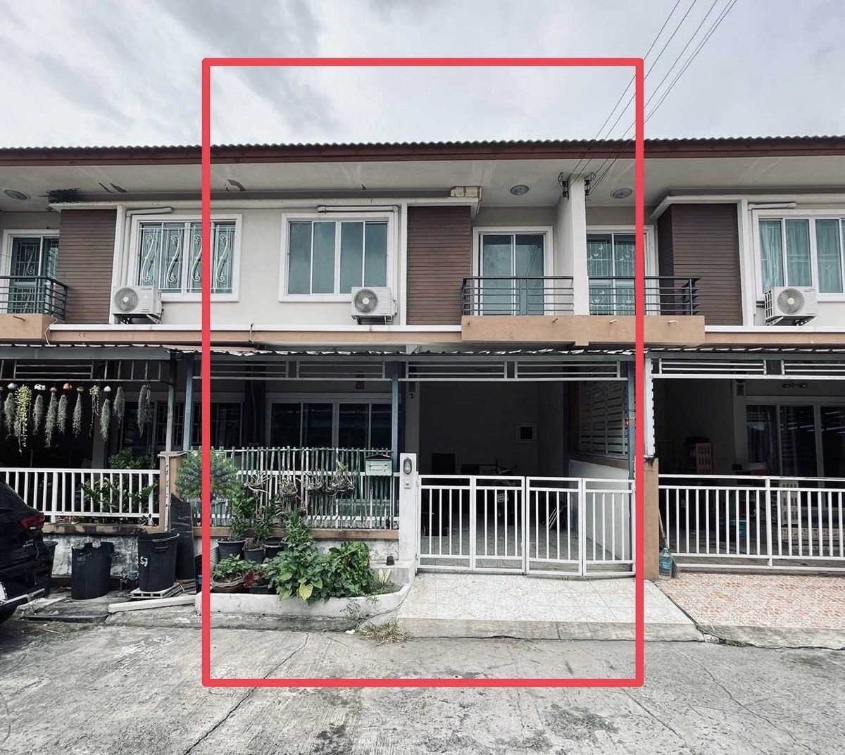 Cheap/rental townhouse for rent, Phanano Villa 18 sq.w. Cheap/rental townhouse for rent, Phanano Villa 18 sq.w.