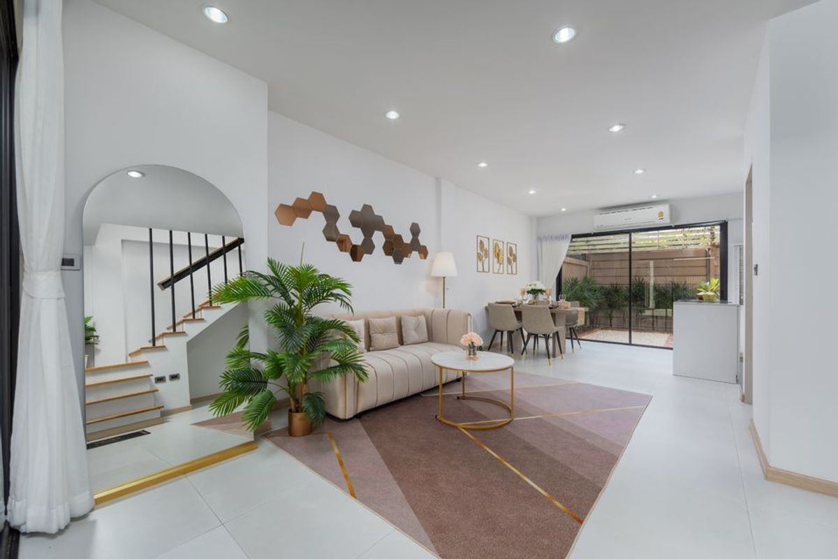 3.5-storey townhouse, next to Nichada Thani, very beautiful, 3 bedrooms, 3 bathrooms, Samakkhi Road 3.5-storey townhouse, next to Nichada Thani, very beautiful, 3 bedrooms, 3 bathrooms, Samakkhi Road