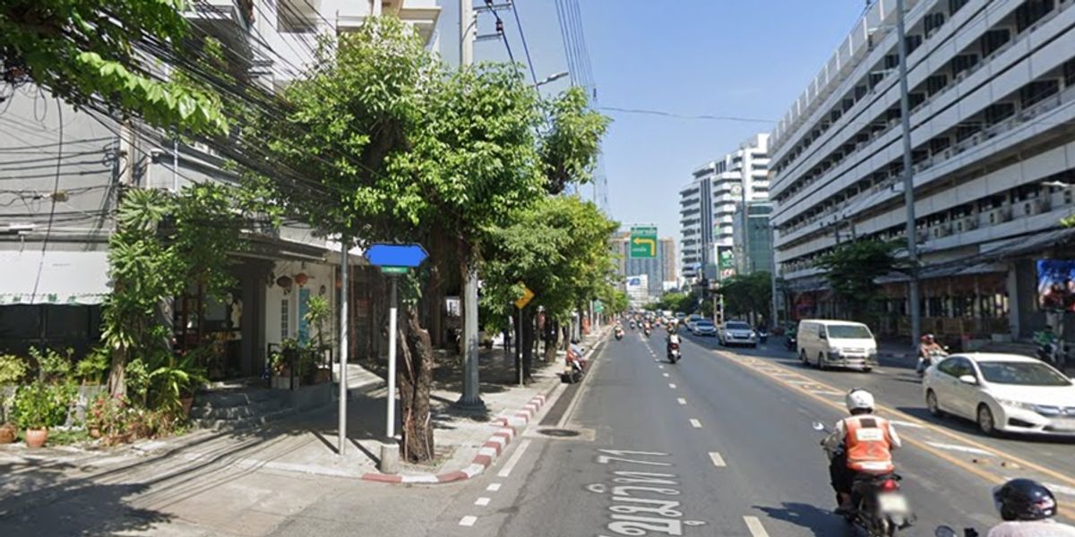 ให้เช่าตึกแถว 4 ชั้น 20 ตรว. ติดถนนปรีดีพนมยงค์ สุขุมวิท 71 – รูปที่ 2