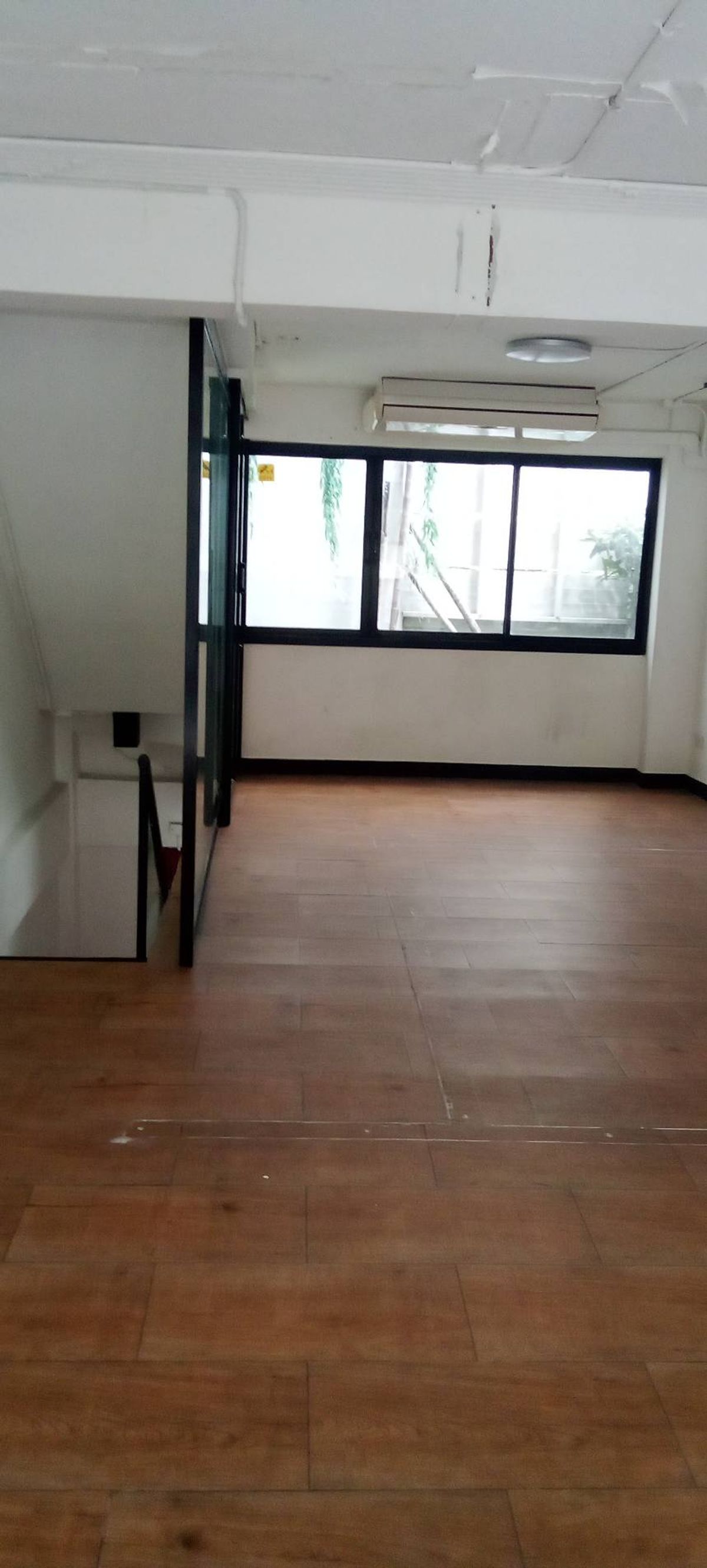 Building 5 Floors with Rooftop 306 sqm Sathorn Rama 4 For Rent – รูปที่ 2