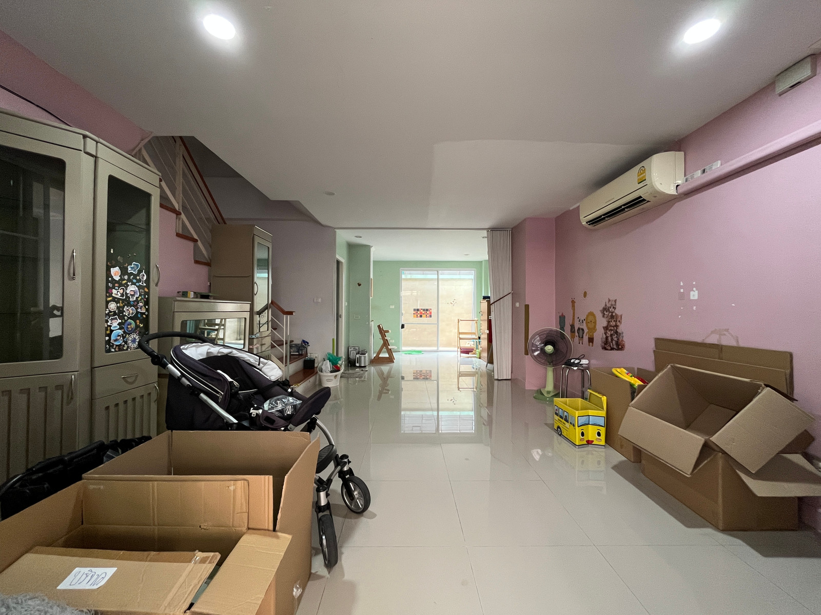 ขายทาวน์โฮม 3 ชั้น หมู่บ้าน Cubist นนทบุรี | 4 ห้องนอน 4 ห้องน้ำ | 210 ตร.ม. | ใกล้ MRT และรถไฟฟ้าสายสีชมพู |ทำเลน้ำไม่ท่วม! – รูปที่ 3