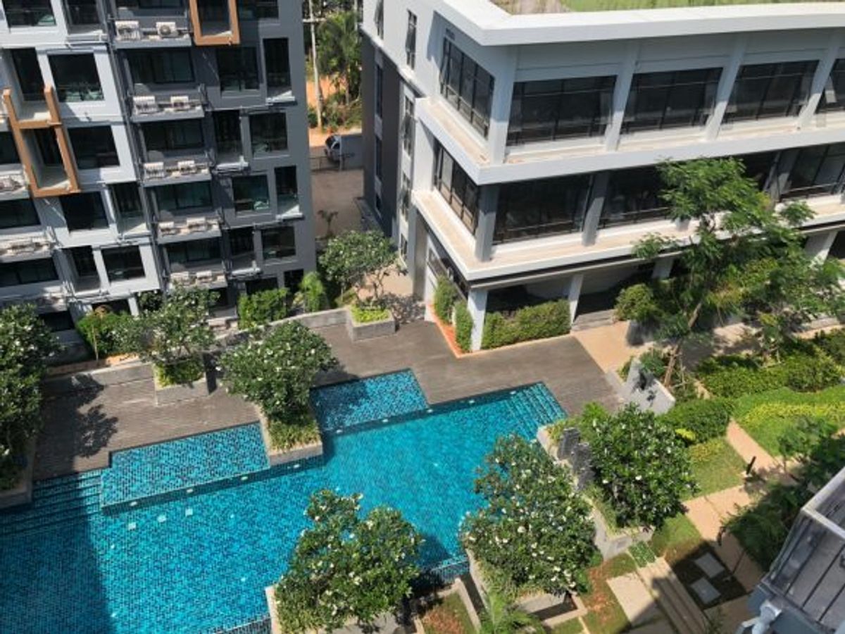Stage Residence Sriracha is worth the investment. Japanese people stay a lot, starting to get 34 sqm. Open the Pool View zone, start 82,000/sqm.