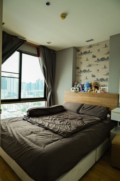 Urgent sale !! Location on the main road, very beautiful view, near MRT Rama 9 / Happy to give advice. ✨ Casa Condo Asoke-Dindaeng