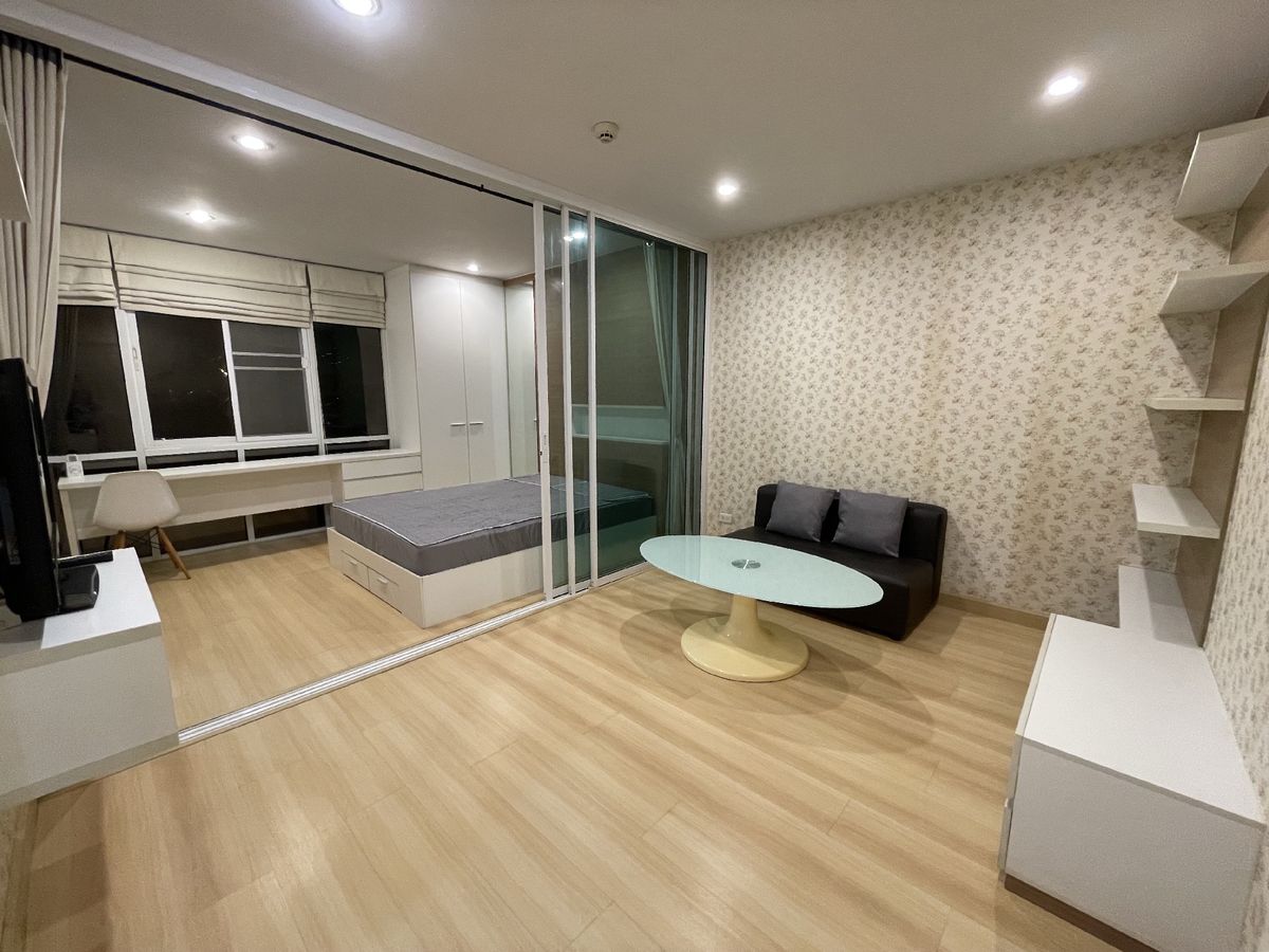 Rental La Cite Condo 5500 baht/month, near PMY junction Rental La Cite Condo 5500 baht/month, near PMY junction