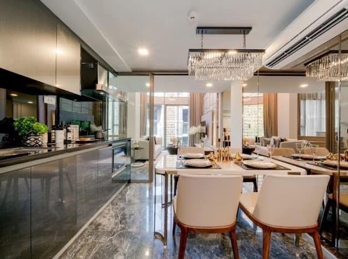 3 Bedroom Duplex Condo for Rent at Ashton Residence Sukhumvit 41 Pet-Friendly Low-Rise Near BTS Phrom Phong Em District Fully Furnished 3 Bedroom Duplex Condo for Rent at Ashton Residence Sukhumvit 41 Pet-Friendly Low-Rise Near BTS Phrom Phong Em District Fully Furnished