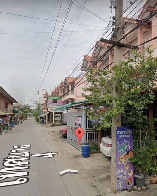 Commercial building for sale, trading location, alley beside Bua Kaew Kesorn Temple Lat Lum Kaeo District, Pathum Thani Province