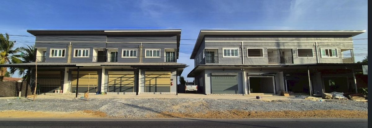 New Prai Lada Project (Thao Thao - Malai Man Nakhon Pathom) 2 -story townhome 5 meters wide On the potential location Ready to be the  today – รูปที่ 3
