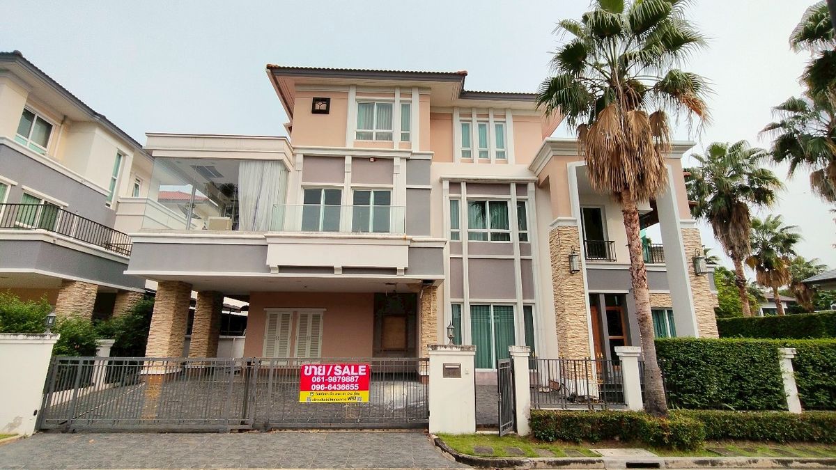 ขายบ้านหรู “Grand Bangkok Boulevard Sathorn-Kanlapaphruek“ บ้านเดี่ยว 3 ชั้น สไตล์ Modern Luxury ที่ออกแบบมาเพื่อคนรุ่นใหม่ที่ชื่นชอบความทันสมัย ความเป็นส่วนตัว และความสะดวกสบายครบครัน