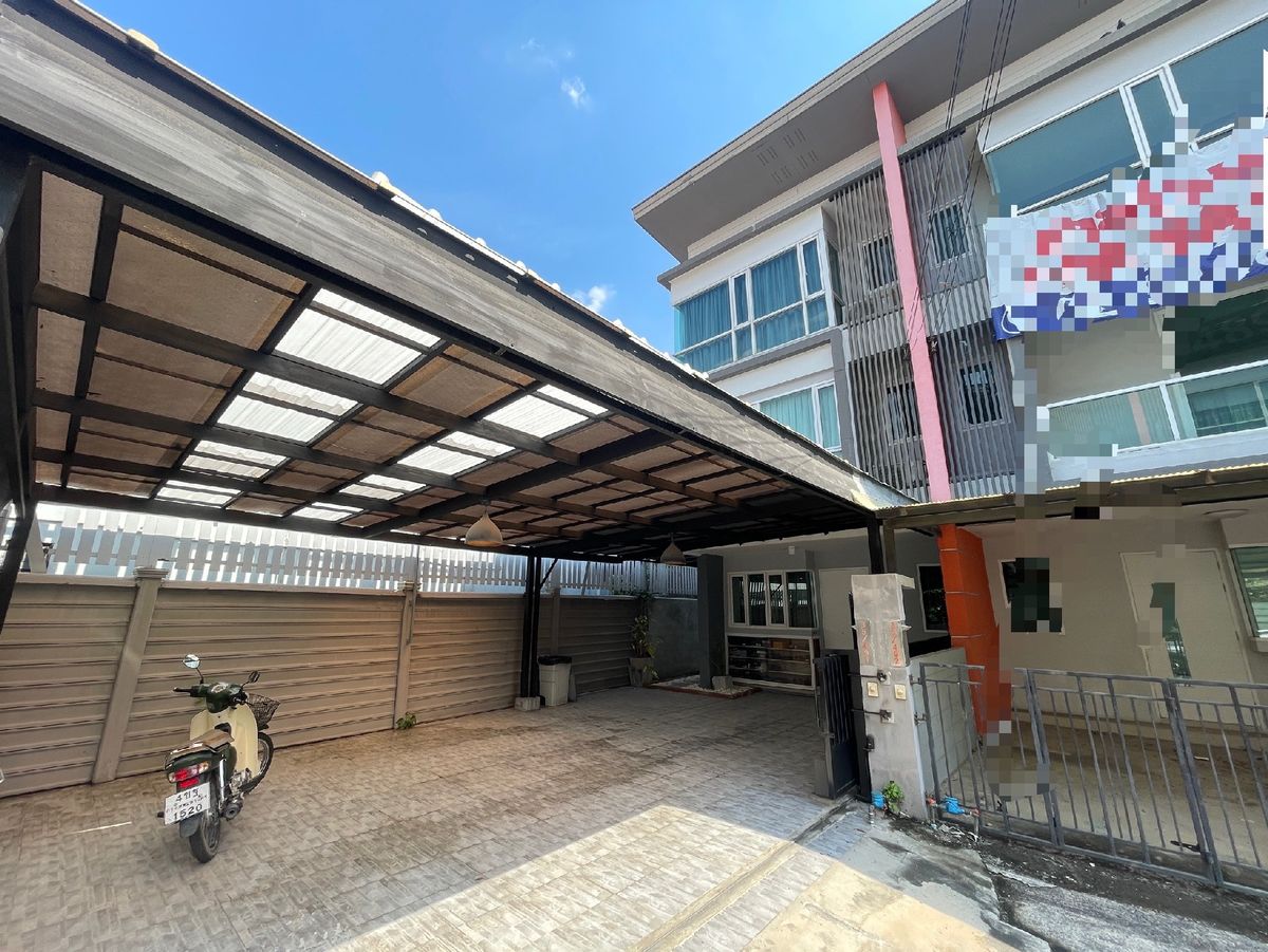 ขาย | SALE ทาวน์โฮม 3 ชั้น แต่งครบ จัดเต็ม มีห้องฟิตเนสส่วนตัว โครงการหมู่บ้าน ดิ ไอบ๊อกซ์ เกษตร-นวมินทร์ (เนื้อที่ใหญ่สุดในโครงการ) | The iBox Kaset-Nawamin 