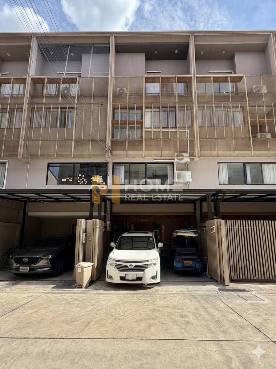 Only one unit left! 22 sq.wah. Spacious 3 bedrooms. Prime location, good yield. Beautiful, complete, and great value! 🔥 Haus Niche Chaengwattana / 3 Bedrooms (SALE WITH TENANT) BNS131 Only one unit left! 22 sq.wah. Spacious 3 bedrooms. Prime location, good yield. Beautiful, complete, and great value! 🔥 Haus Niche Chaengwattana / 3 Bedrooms (SALE WITH TENANT) BNS131