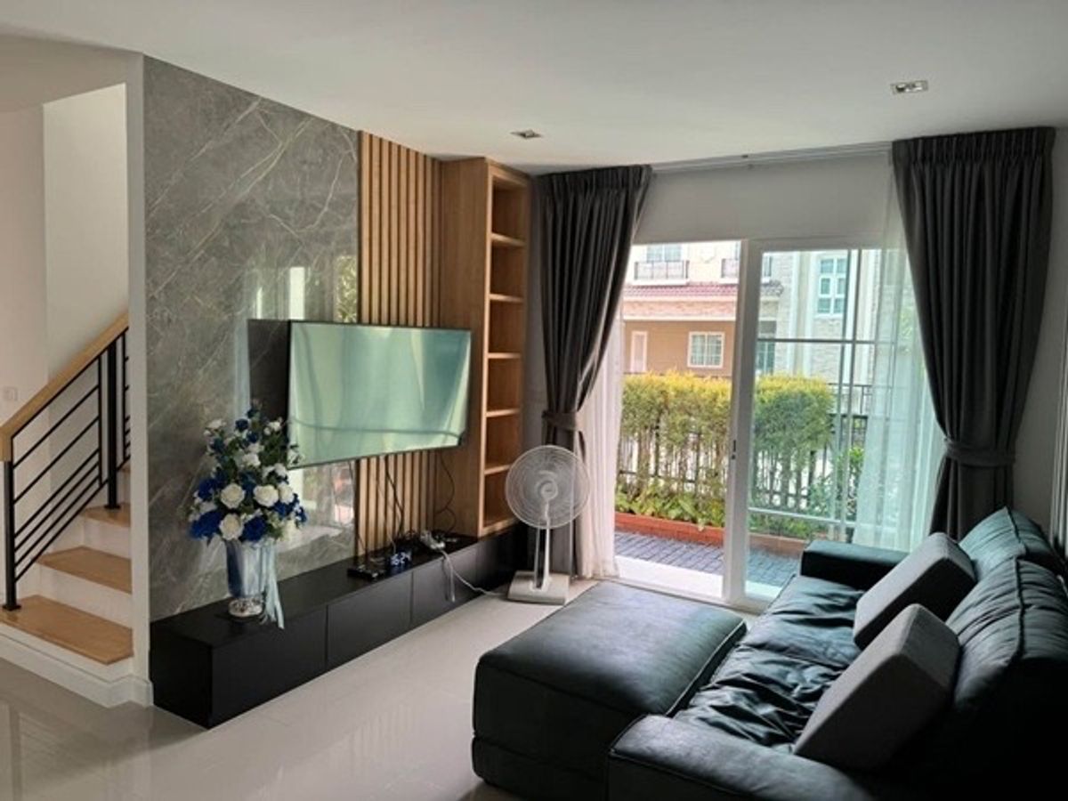 Rent a detached house 2 floors, area 50 sq.w., living area 180 sqm. 4 bedrooms, 4 bathrooms, Ferrer, Nawamin Road 42, Rental price 85,000 baht/D Rent a detached house 2 floors, area 50 sq.w., living area 180 sqm. 4 bedrooms, 4 bathrooms, Ferrer, Nawamin Road 42, Rental price 85,000 baht/D