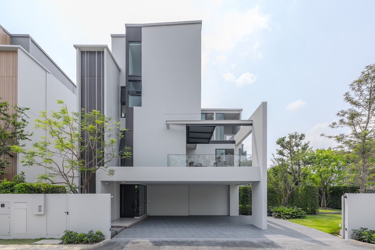 ขายและให้เช่าบ้านเดี่ยว 3 ชั้น พร้อมลิฟต์ โครงการวีเว่ กรุงเทพกรีฑา แปลงมุม ใกล้โรงเรียนนานาชาติเวลลิงตัน ขายและให้เช่าบ้านเดี่ยว 3 ชั้น พร้อมลิฟต์ โครงการวีเว่ กรุงเทพกรีฑา แปลงมุม ใกล้โรงเรียนนานาชาติเวลลิงตัน