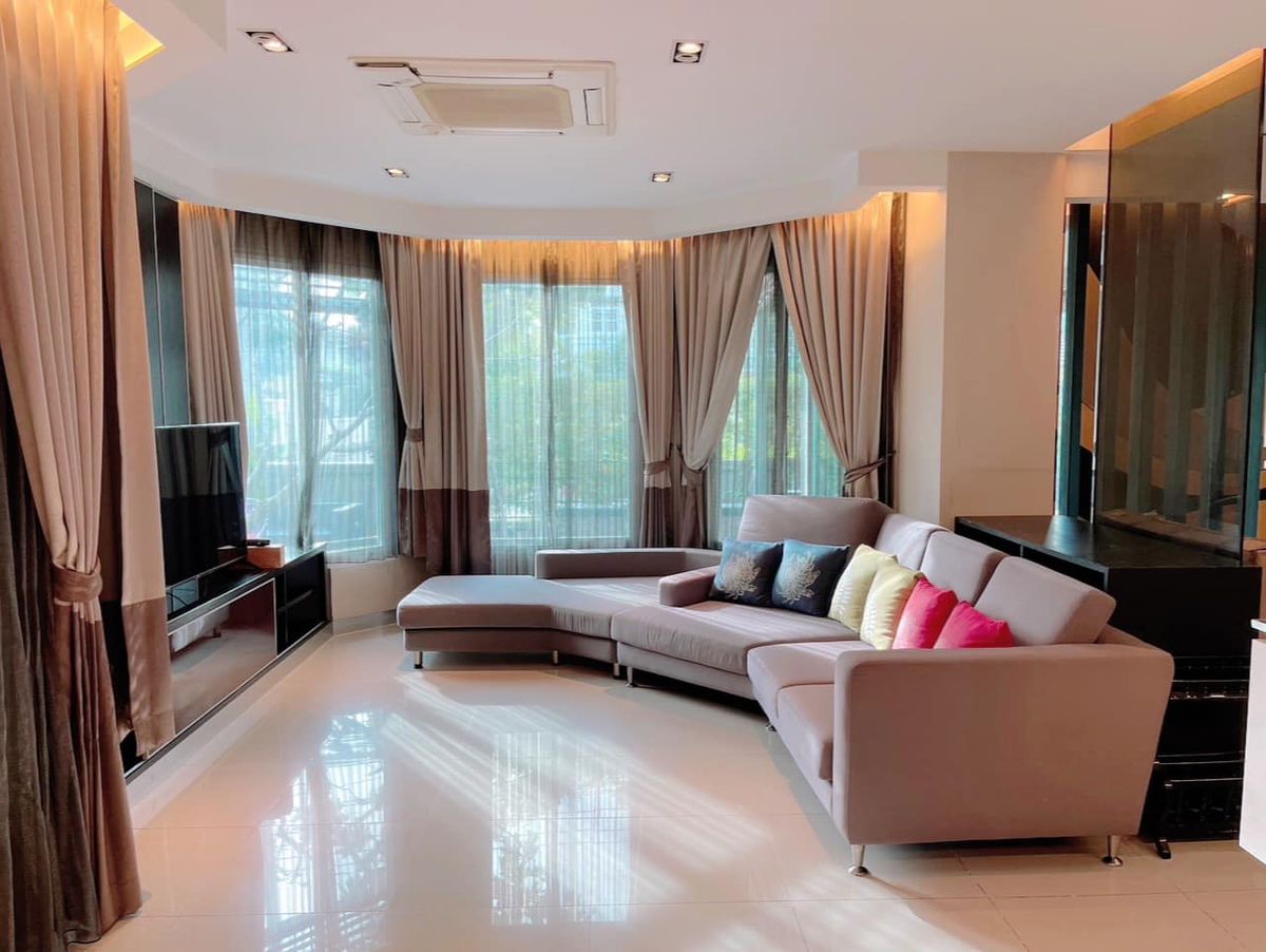 ✨ขายด่วน บ้านเดี่ยว โกลเด้นนครา 4ห้องนอน พร้อมเฟอร์นิเจอร์และเครื่องใช้ไฟฟ้าครบ บ้านหัวมุมอยู่ติดถนนหลัก ทำเลดี ใกล้ Airport Link และสนามบินสุวรรณภูมิ ✨ขายด่วน บ้านเดี่ยว โกลเด้นนครา 4ห้องนอน พร้อมเฟอร์นิเจอร์และเครื่องใช้ไฟฟ้าครบ บ้านหัวมุมอยู่ติดถนนหลัก ทำเลดี ใกล้ Airport Link และสนามบินสุวรรณภูมิ