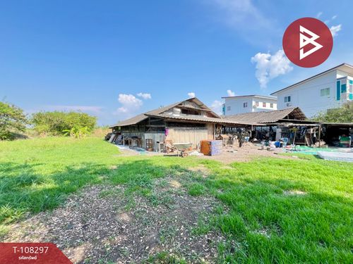 Single house for sale with land, area 3 rai, Phan Thong, Chon Buri