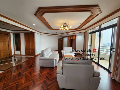 Pet Friendly (3 Bed 320 Sqm)  Condo@Sukhumvit 26 @BTS PhromPong - 130,000 THB Negotiable