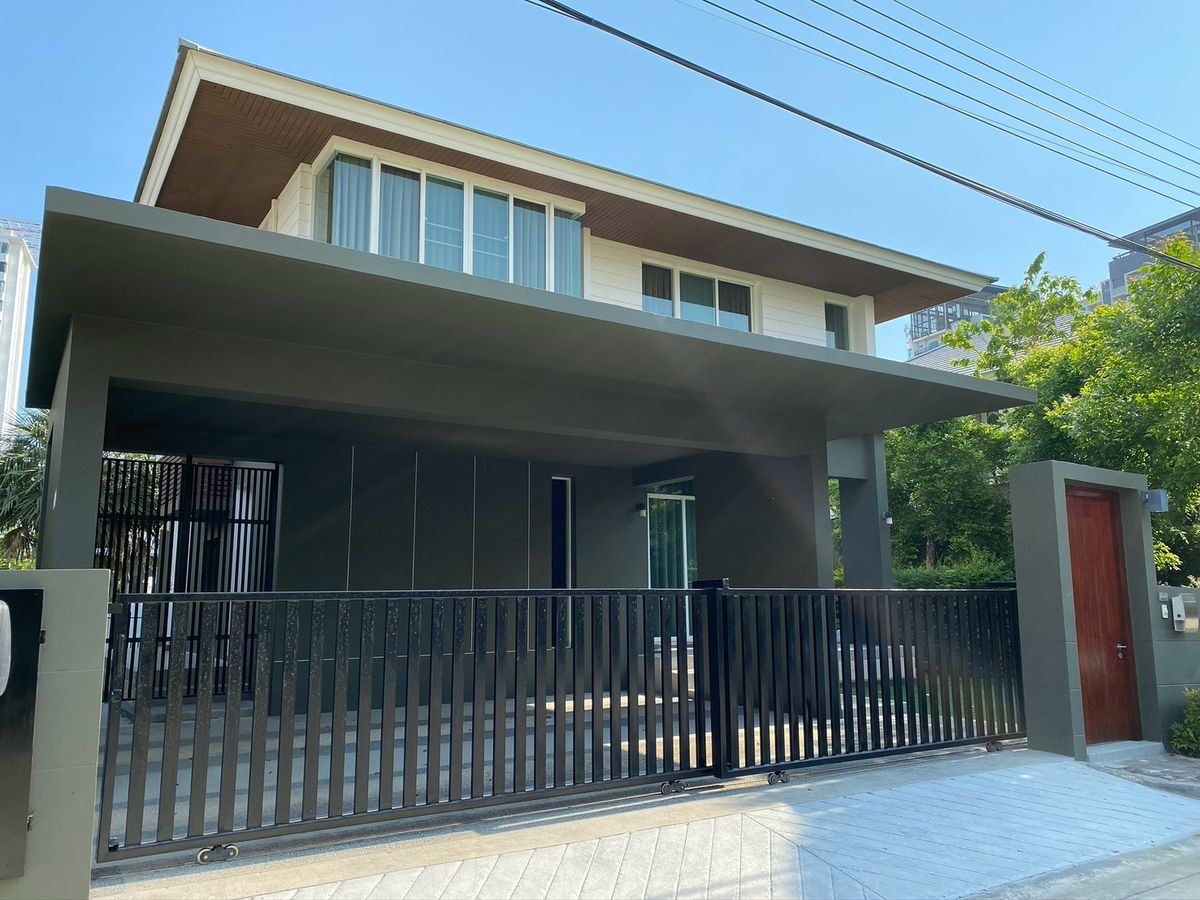 หมู่บ้านนาราโบทานิค ถ.ศรีนครินทร์ BTS สถานีลาซาล ขายพร้อมผู้เช่า หมู่บ้านนาราโบทานิค ถ.ศรีนครินทร์ BTS สถานีลาซาล ขายพร้อมผู้เช่า