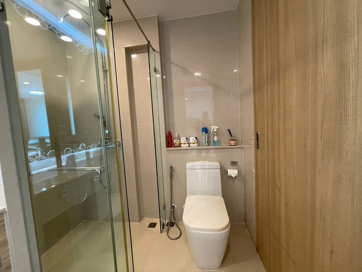 For Rent Condo Riviera Wongamat (S03-2002) 