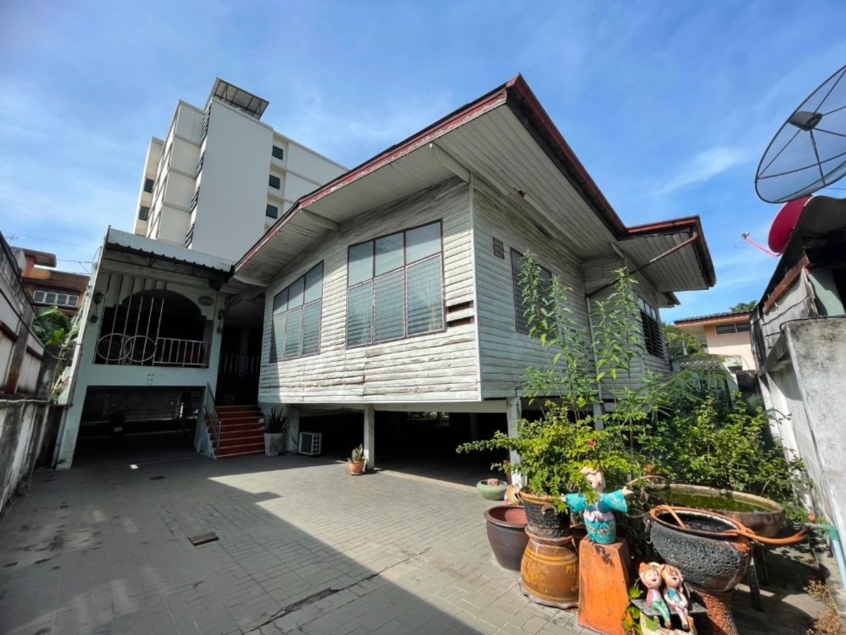 Ram Inthra House 19 Intersection 2 /5 Bedrooms (Sale), Single House Ramintra 19 Intersection 2 /5 Bedrooms (For Sale) Tan766 Ram Inthra House 19 Intersection 2 /5 Bedrooms (Sale), Single House Ramintra 19 Intersection 2 /5 Bedrooms (For Sale) Tan766