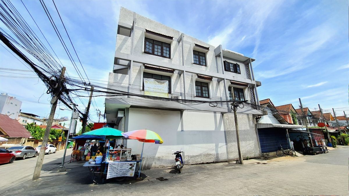 3 -storey commercial building for rent in front of the MP 3, Kanchanaphisek Road 8, Soi Nong Yai, Bang Khae, after the corner of Soi 2, hit the 42 sq.m. – รูปที่ 3